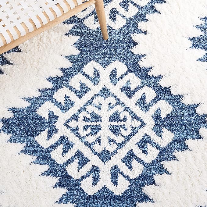 SAFAVIEH Moroccan Tassel Shag Collection Accent Rug - 4' x 6', Blue & Ivory, Boho Design, Non-Shedding & Easy Care, 2-inch Thick Ideal for High Traffic Areas in Foyer, Living Room, Bedroom (MTS652M)