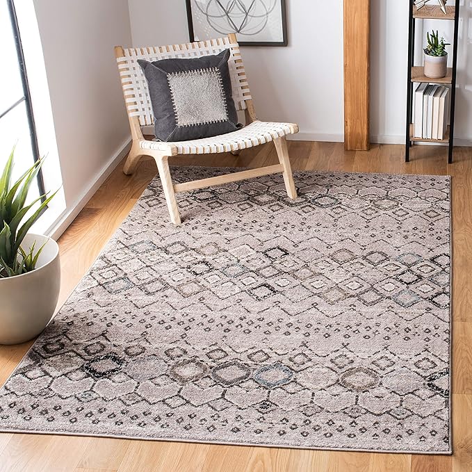 SAFAVIEH Amsterdam Collection Accent Rug - 4' x 6', Light Grey & Brown, Moroccan Boho Design, Non-Shedding & Easy Care, Ideal for High Traffic Areas in Entryway, Living Room, Bedroom (AMS108F)