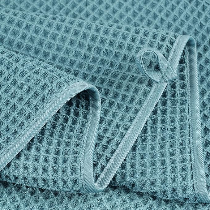 POLYTE 430 GSM Microfiber Oversize Quick Dry Lint Free Bath Towel, 60 x 30 in, 4 Pack (Waffle Weave)