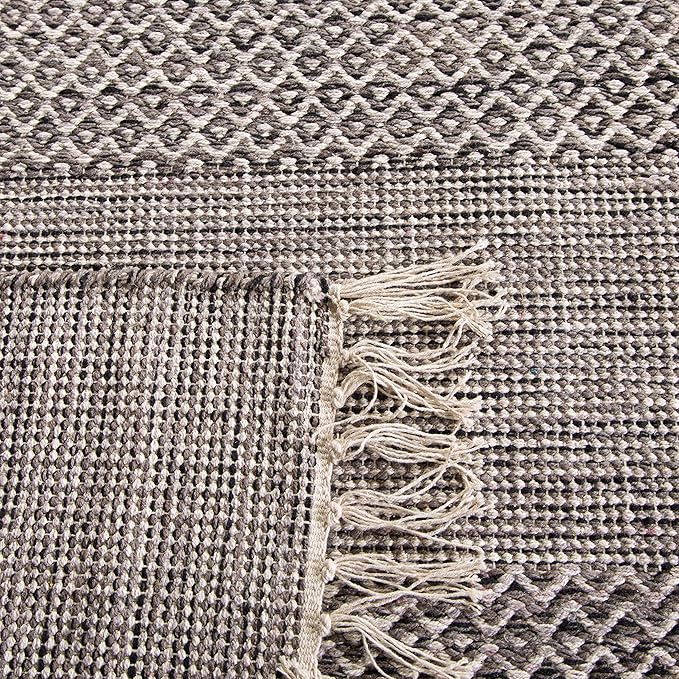 SAFAVIEH Montauk Collection Runner Rug - 2'3" x 12', Ivory & Anthracite, Handmade Flat Weave Boho Farmhouse Cotton Tassel Fringe, Ideal for High Traffic Areas in Living Room, Bedroom (MTK330N)