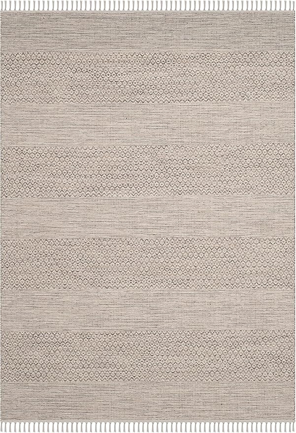 SAFAVIEH Montauk Collection Accent Rug - 4' x 6', Ivory & Steel Grey, Handmade Flat Weave Boho Farmhouse Cotton Tassel Fringe, Ideal for High Traffic Areas in Entryway, Living Room, Bedroom (MTK330M)