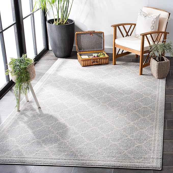 SAFAVIEH Amherst Collection Accent Rug - 3' x 5', Light Grey & Beige, Moroccan Trellis Design, Non-Shedding & Easy Care, Ideal for High Traffic Areas in Entryway, Living Room, Bedroom (AMT422B)