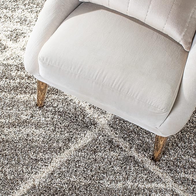 SAFAVIEH Hudson Shag Collection Area Rug - 4' Square, Distressed Grey & Ivory, Trellis Design, Non-Shedding & Easy Care, 2-inch Thick Ideal for High Traffic Areas in Living Room, Bedroom (SGH281K)