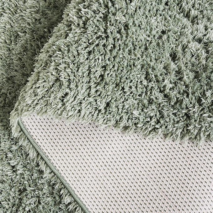SAFAVIEH Lindsay Shag Collection Runner Rug - 8' Runner, Green, Contemporary Design, Ideal for High Traffic Areas in Hallway, Bathroom & Kitchen (LNS560Y-28)